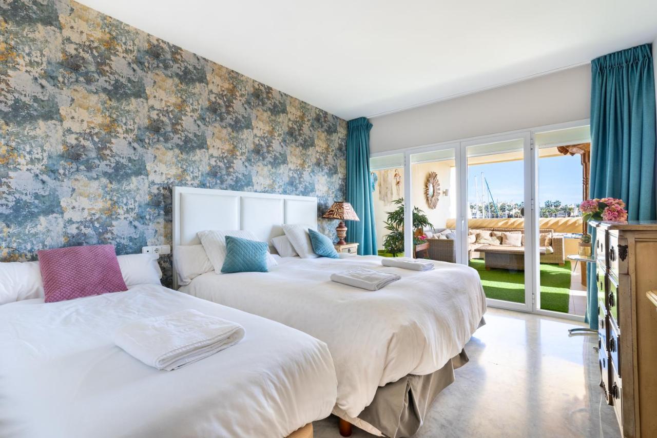 Wintowinrentals Luxury And Sea View Inside Puerto Marina Benalmadena Bagian luar foto