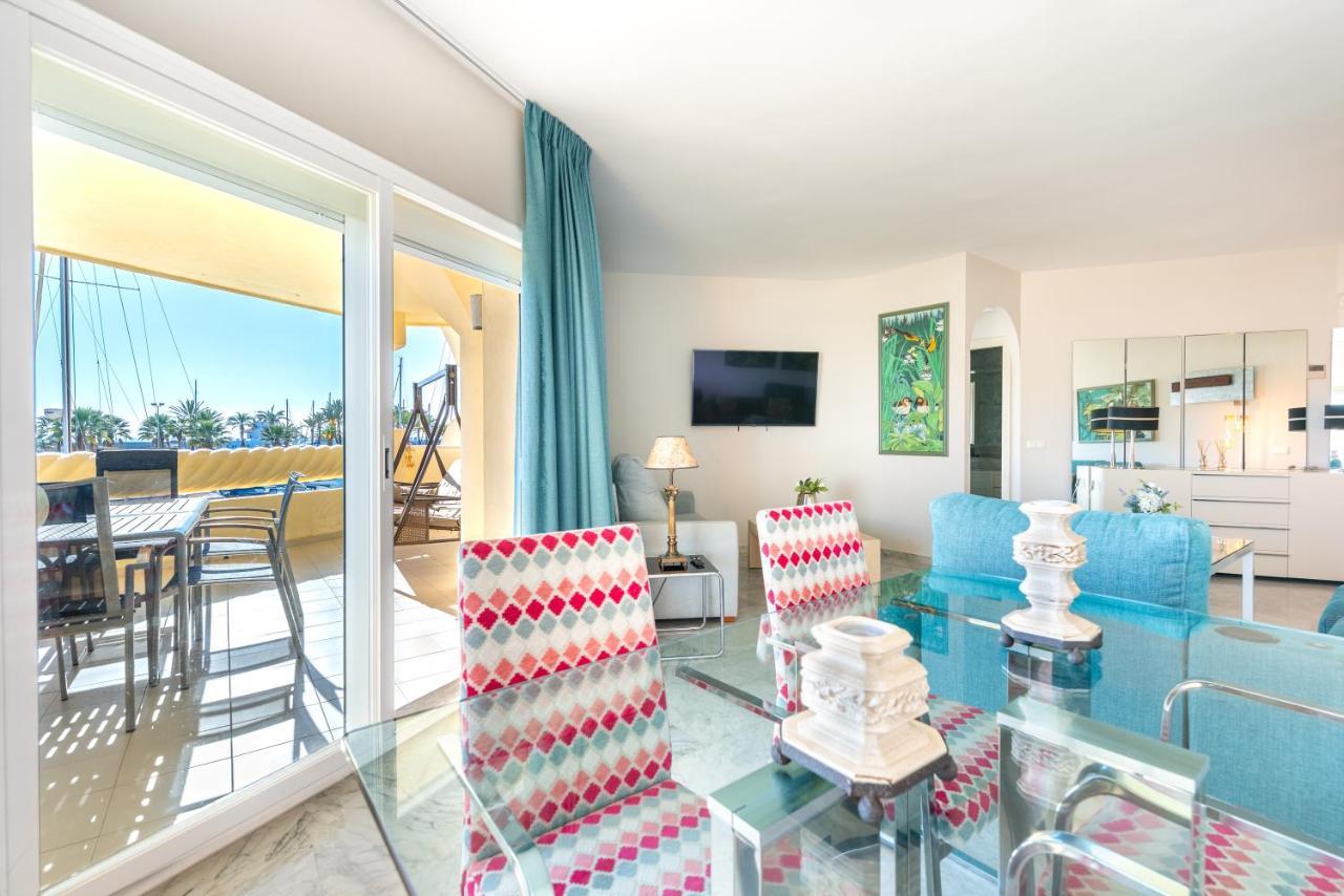 Wintowinrentals Luxury And Sea View Inside Puerto Marina Benalmadena Bagian luar foto