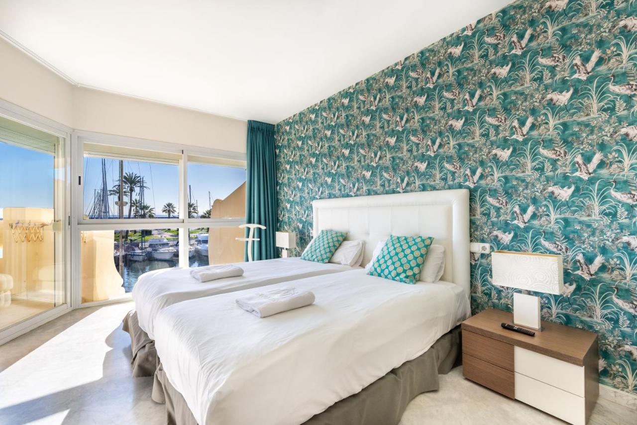 Wintowinrentals Luxury And Sea View Inside Puerto Marina Benalmadena Bagian luar foto