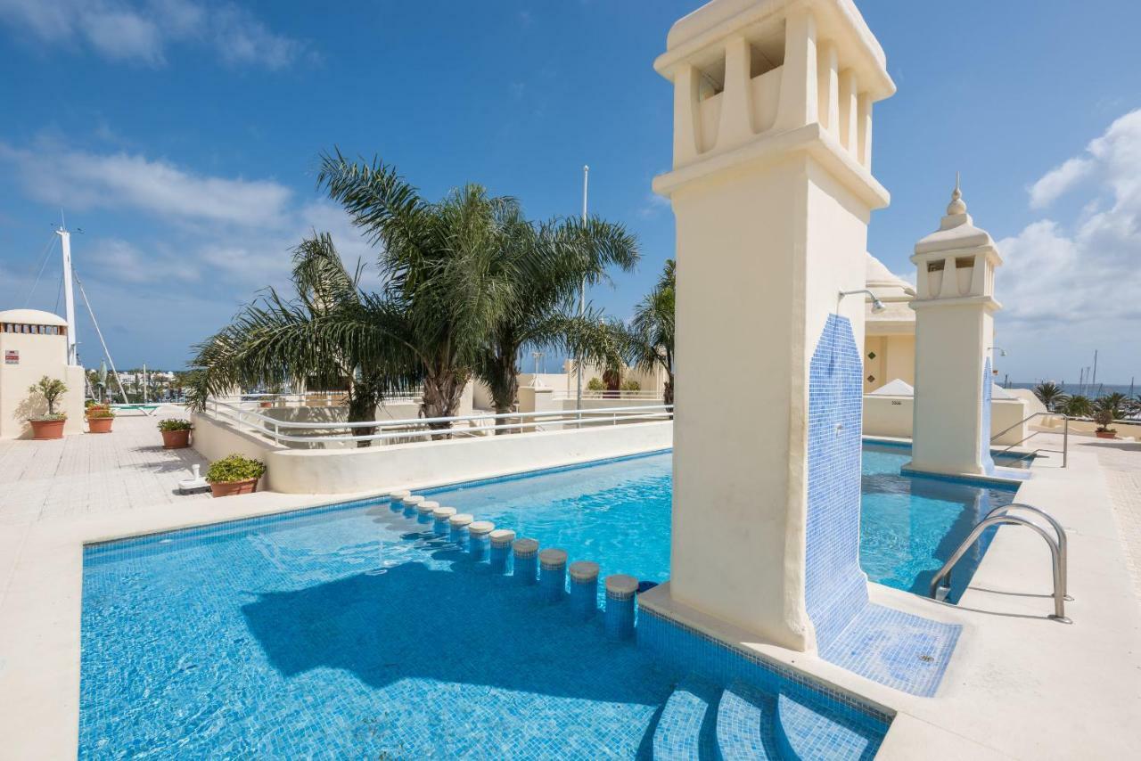 Wintowinrentals Luxury And Sea View Inside Puerto Marina Benalmadena Bagian luar foto